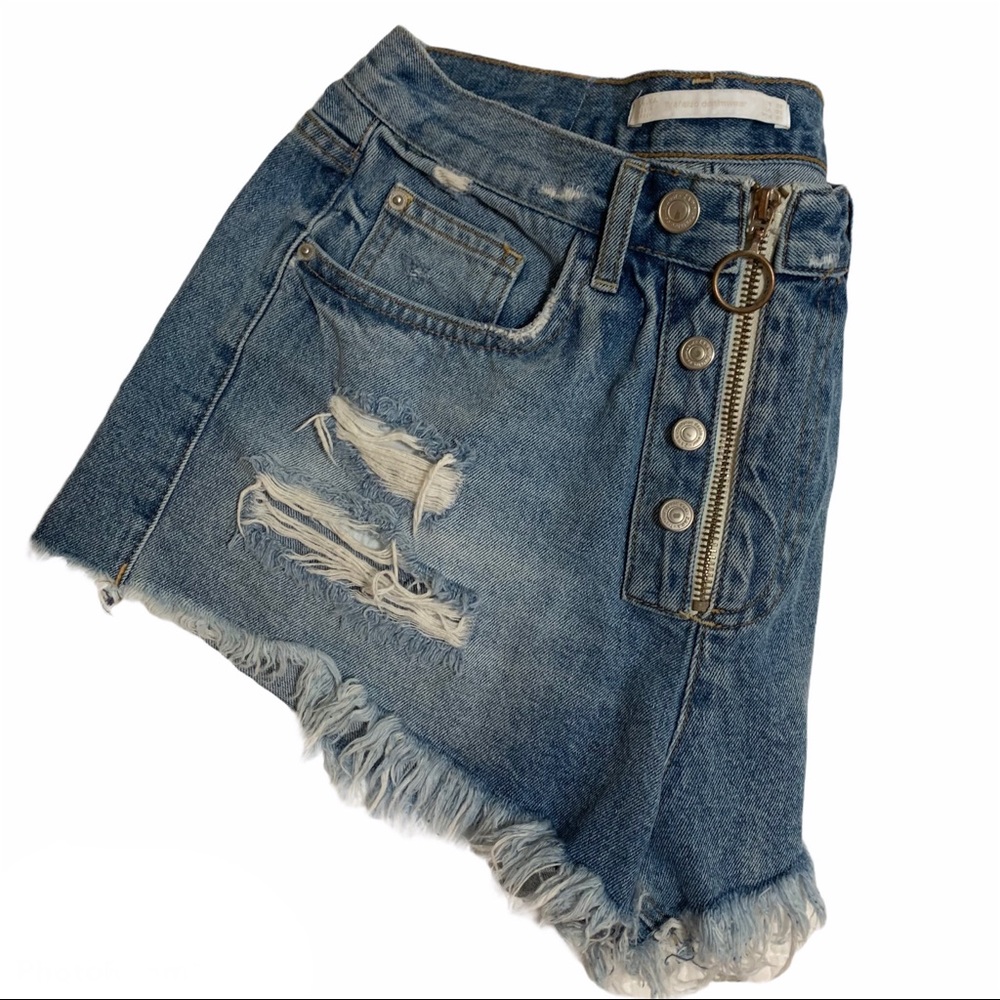 🚫SOLD🚫 Zara High Rise Denim Shorts